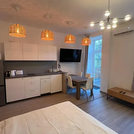 Quiet Luxury Oasis Near Szimpla - Balcony & Будапешт