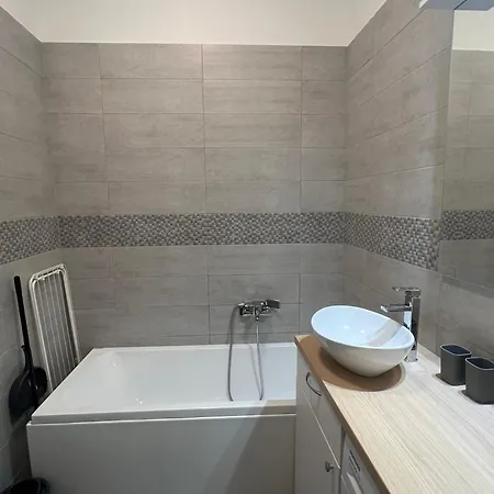 아파트 Quiet Luxury Oasis Near Szimpla - Balcony &