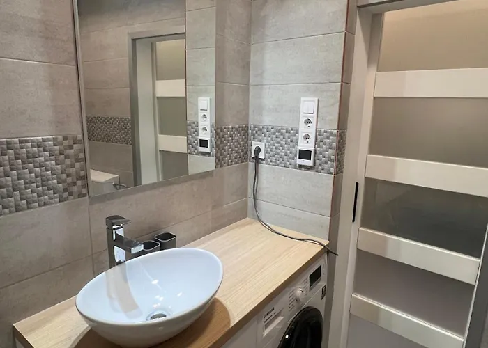 Quiet Luxury Oasis Near Szimpla - Balcony & بودابست